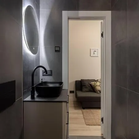 Apartman New & Compact With Self Check-in Riga